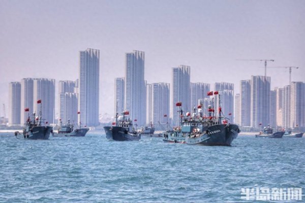 通达配资 胶州湾渔船鸣笛出征 黄渤海结束4个月休渔期